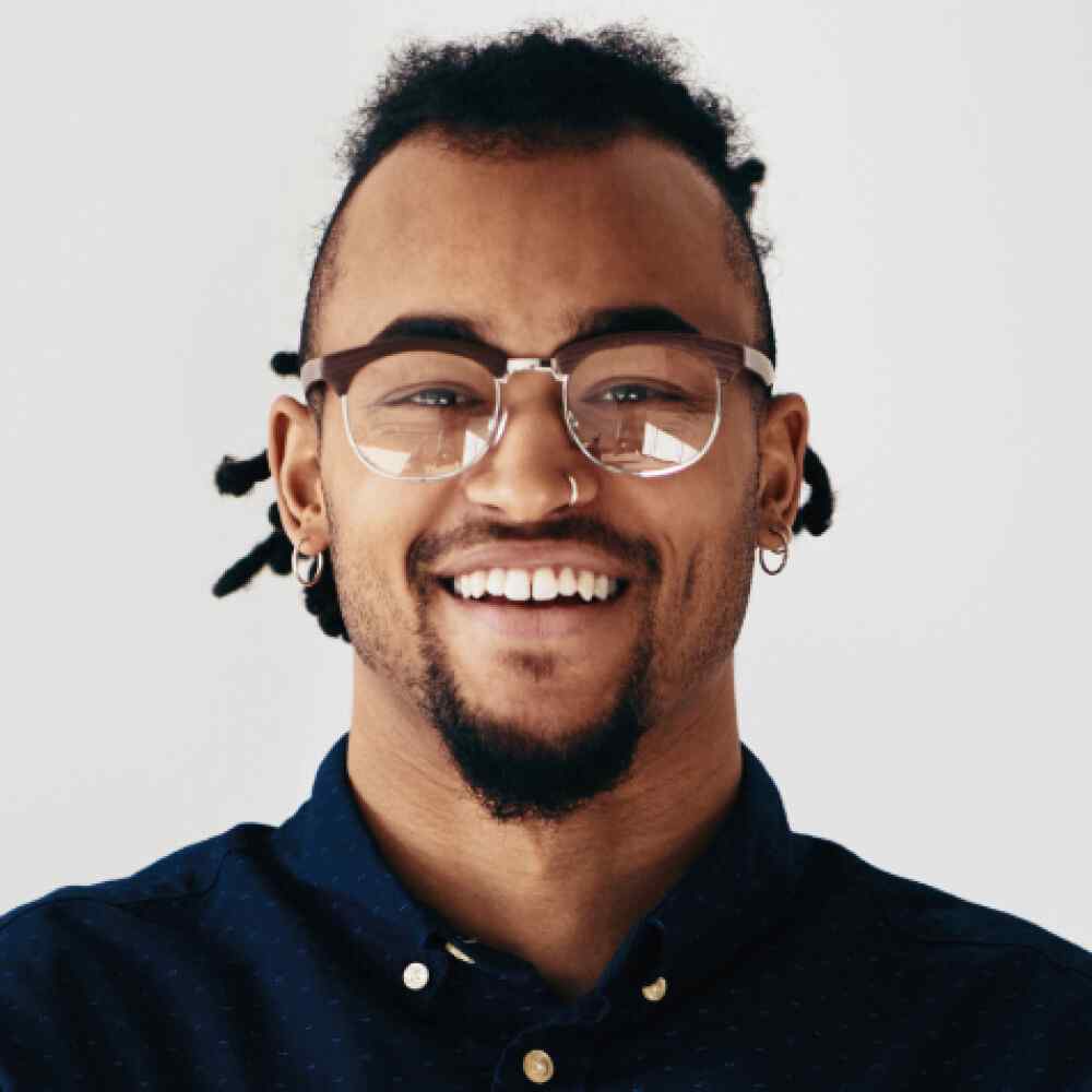 https://avitron.com.sg/wp-content/uploads/2023/11/team_04.jpg